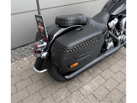 Harley-Davidson Heritage Classic 117, 0009801