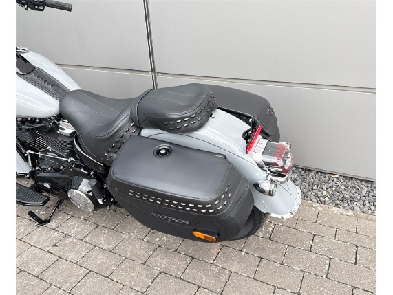 Harley-Davidson Heritage Classic 117, 0010071