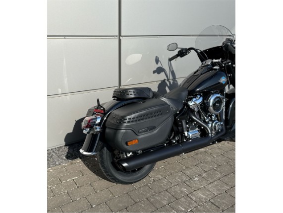 Harley-Davidson Heritage Classic 117, 0010158