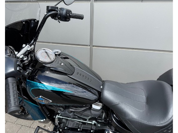 Harley-Davidson Heritage Classic 117, 0010280