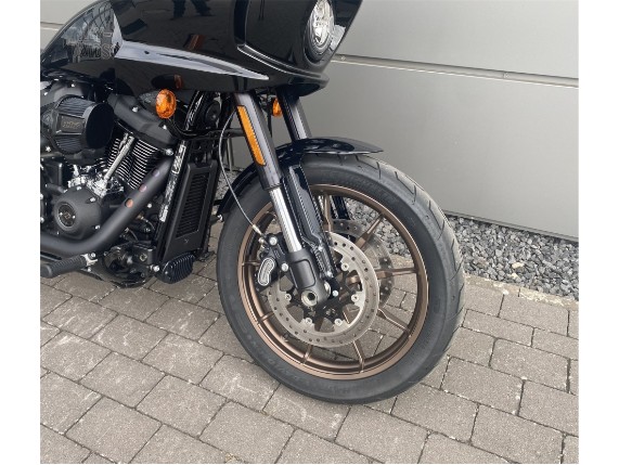 Harley-Davidson Low Rider ST 117, 0008808