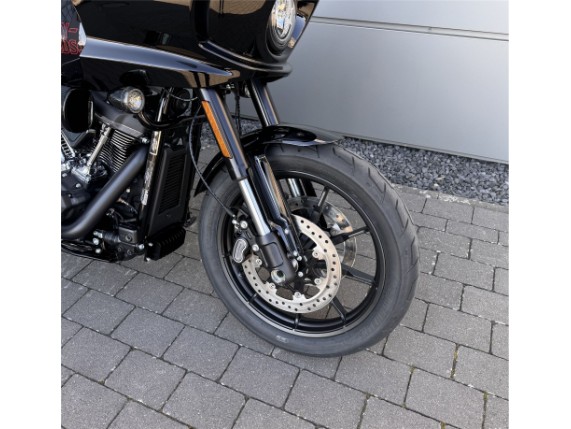 Harley-Davidson Low Rider ST 117, 0009949