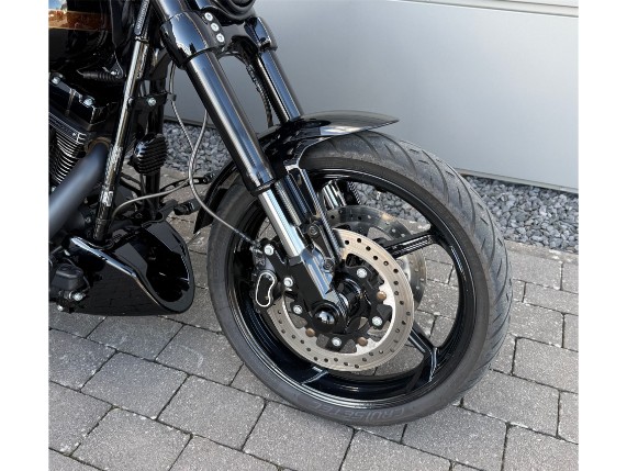 Harley-Davidson Pro Street Breakout, 0005740