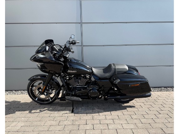 Harley-Davidson Road Glide MY2025, 0009778
