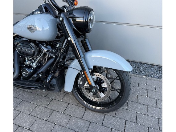 Harley-Davidson Road King Special, 0009476
