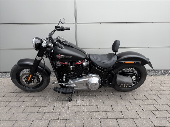 Harley-Davidson Slim, 0009876