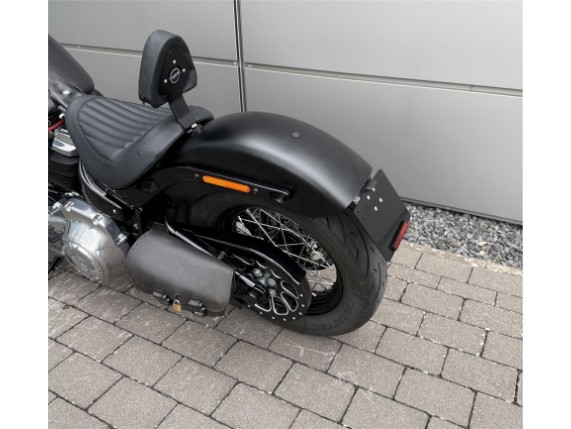 Harley-Davidson Slim, 0009876