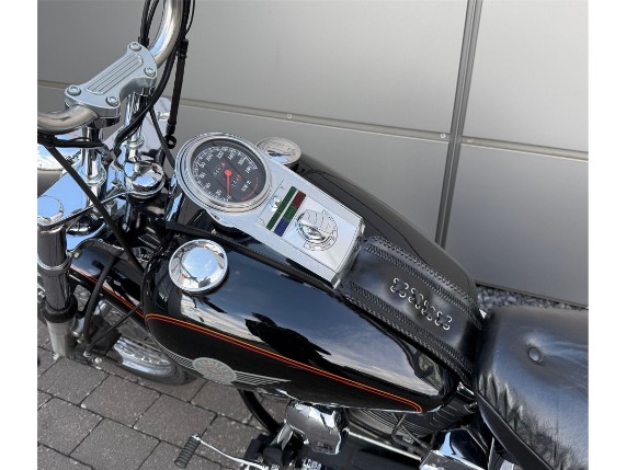 Harley-Davidson Softail Custom, 0004250