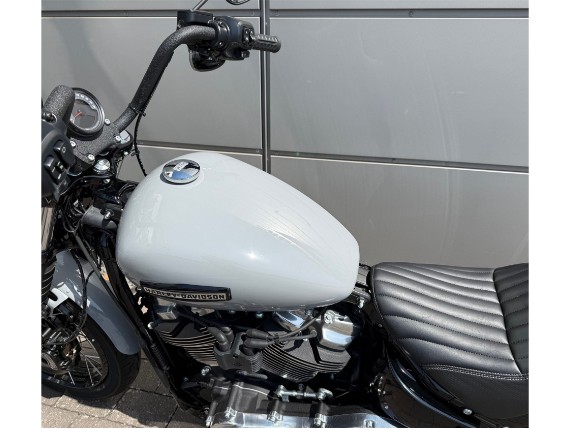 Harley-Davidson Street Bob, 0009828