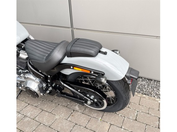 Harley-Davidson Street Bob 117, 0010069