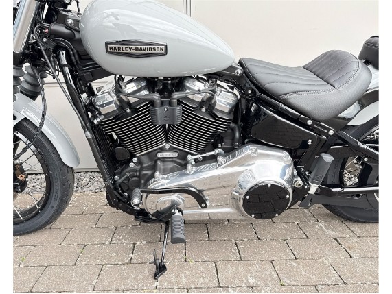 Harley-Davidson Street Bob 117, 0010069