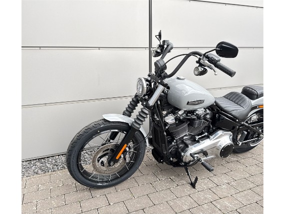 Harley-Davidson Street Bob 117, 0010069