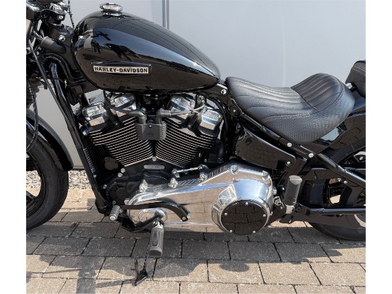 Harley-Davidson Street Bob 117, 0010221