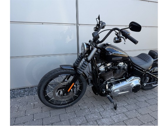 Harley-Davidson Street Bob 117, 0010262