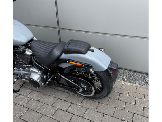 Harley-Davidson Street Bob 117, 0010319