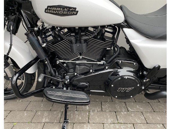 Harley-Davidson Street Glide, 0009909