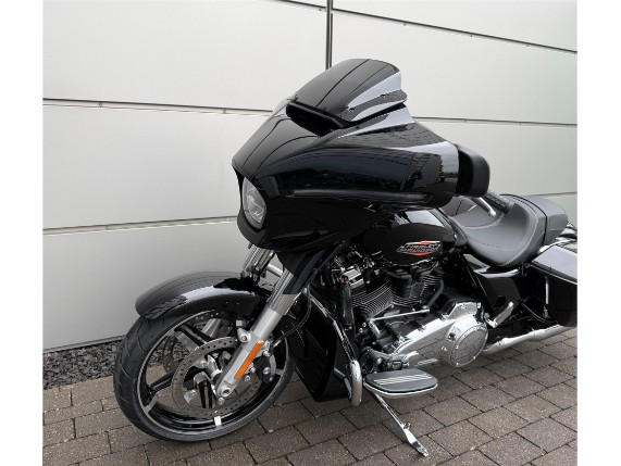 Harley-Davidson Street Glide 117, 0009979