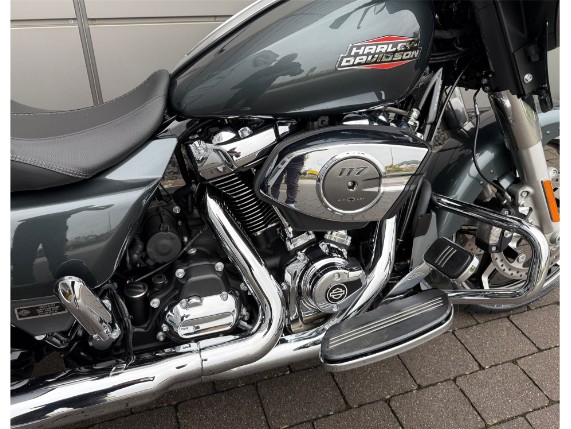Harley-Davidson Street Glide 117, 0009980