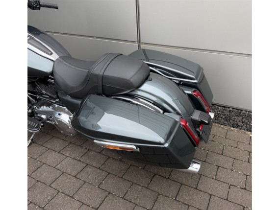 Harley-Davidson Street Glide 117, 0009980