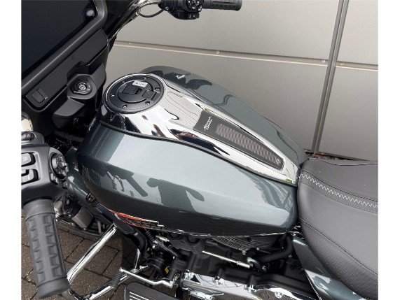 Harley-Davidson Street Glide 117, 0009980