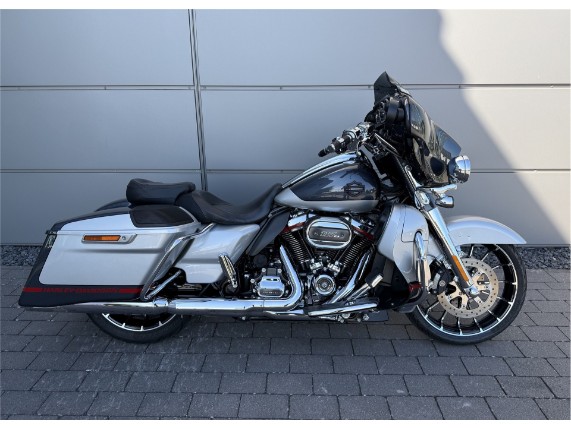 Harley-Davidson Street Glide CVO, 0007116