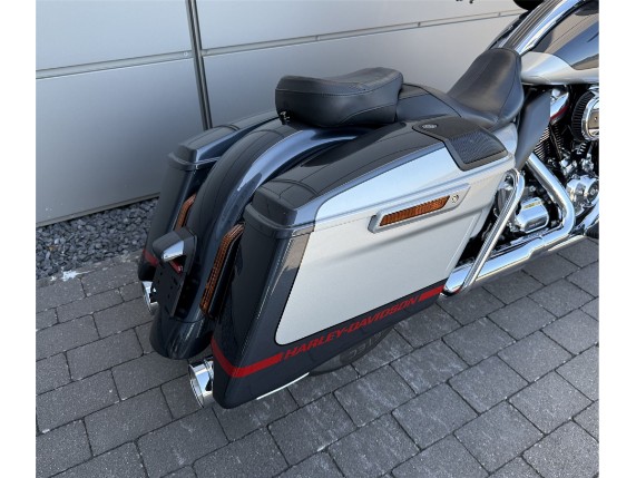 Harley-Davidson Street Glide CVO, 0007116