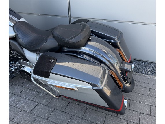 Harley-Davidson Street Glide CVO, 0007116