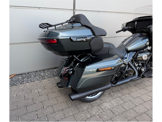 Harley-Davidson Street Glide Limited 117, 0010188