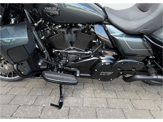 Harley-Davidson Street Glide Limited 117, 0010188