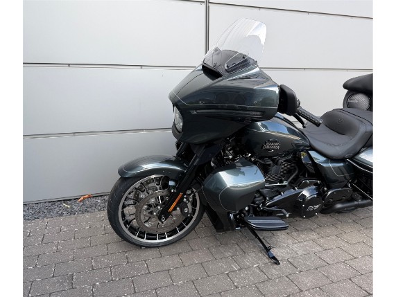 Harley-Davidson Street Glide Limited 117, 0010188