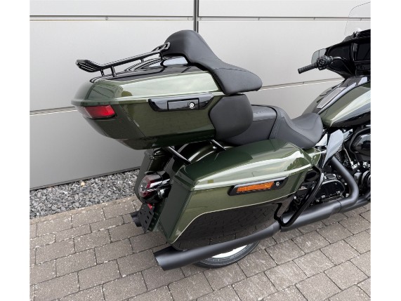 Harley-Davidson Street Glide Limited 117, 0010232