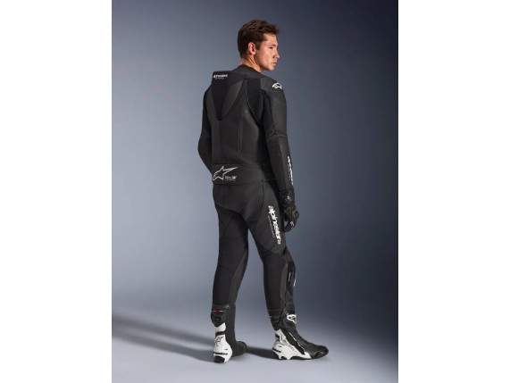 3160126_10_GP_FORCE_V2_LEATHER_SUIT_2_PC_BS_25295781-f910-47b4-9820-3a1a08903693