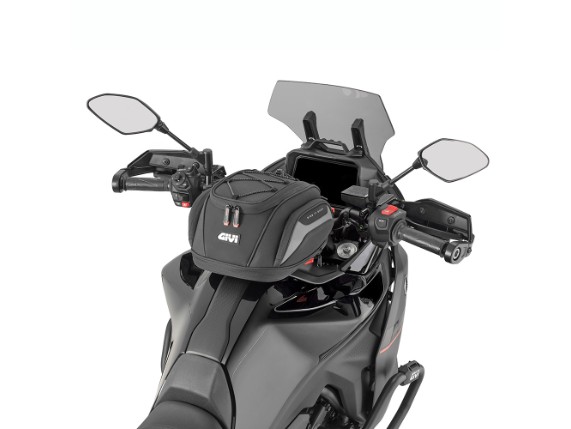 EASY07_tanklock-bag_mounted-on_givi_yamaha-tracer7-25