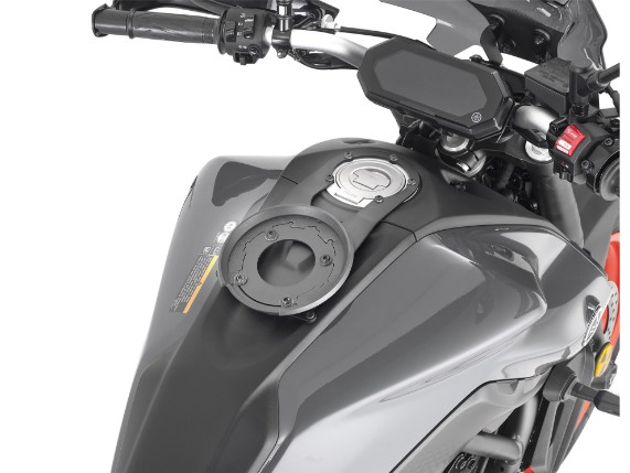 GRT730_mounted-on-engine-guard