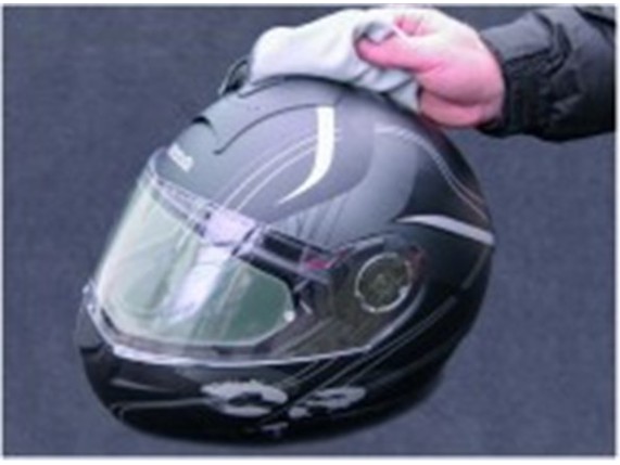Matt-Wachs_Anw_Helm_200x200