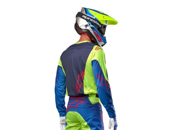 RACER_HOEN_525_back_BOTTOM