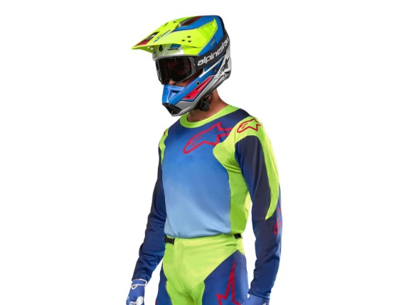 RACER_HOEN_525_front_TOP