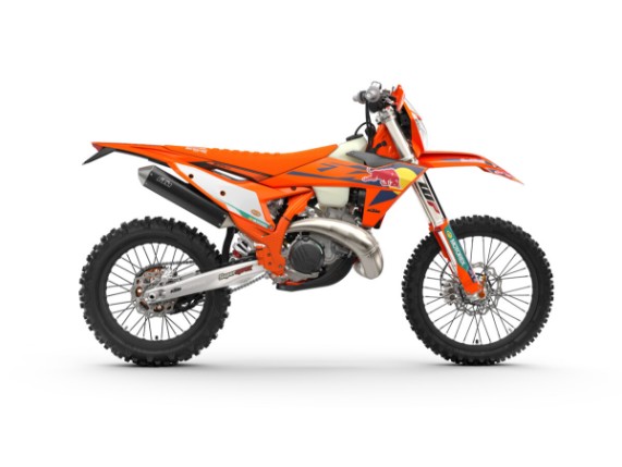 623315_MY25-KTM-300-EXC-CHAMPION-EDITION-90-right_CHAMPION EDITION_STUDIO_03_STUDIO IMAGES