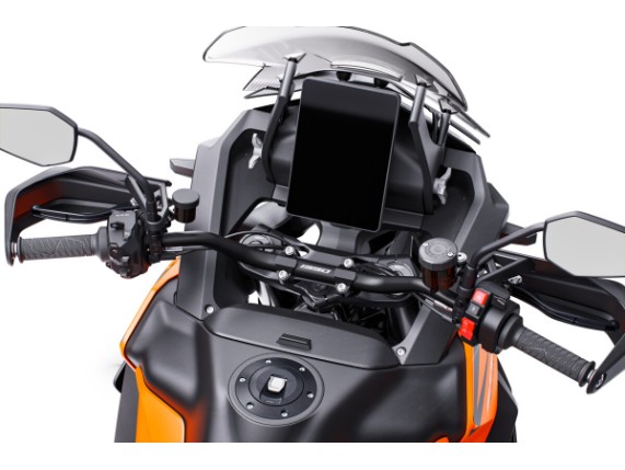 641795_MY25_KTM_1390_Super_Adventure_S_Orange_EU_Detail-Dashboard_EUROPE GLOBAL_STUDIO