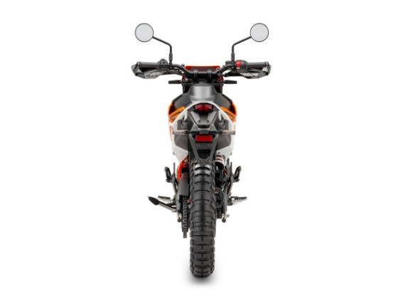 659856_MY25_KTM 390 ENDURO R_STUDIO_EU SPEC_Rear_04_STUDIO_EUROPE GLOBAL