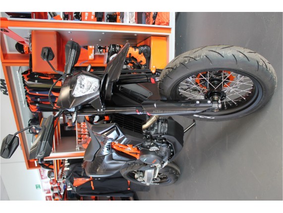 KTM 690 SMC-R ABS 2023, VBKLSV40