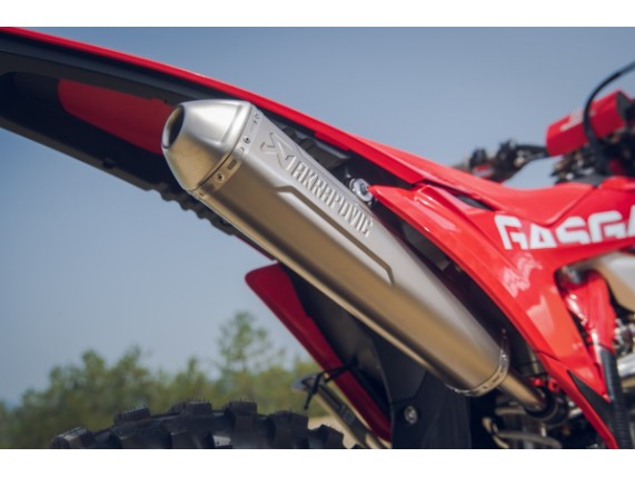 pho_gg_pp_mon_a45005979000__akrapovic_slip_on_line__montiert__sall__awsg__v1