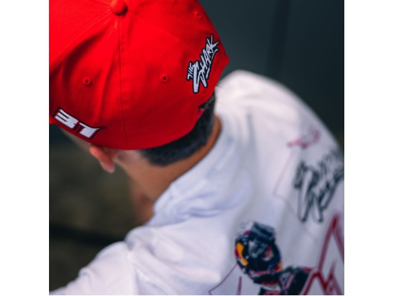 pho_gg_pw_pers_vs_80755_apparel___casual___red_bull_gasgas_riders_collection___2024__sall__awsg__v1