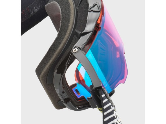 pho_hs_pers_vs_3hs24001560x_velocity_6_5_goggles_detail__sall__awsg__v1