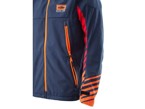 pho_pw_pers_vs_490135_3pw23000410x____speed_racing_team_jacket_detail_2_street_equipment__sall__awsg__v1