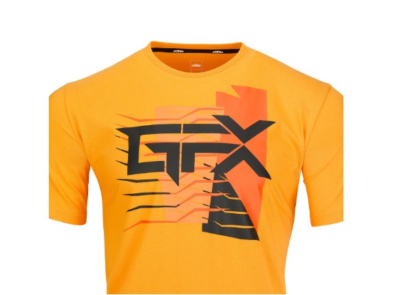 pho_pw_pers_vs_735152_3pw26001340x_gfx_tee_detal_lifestyle__sall__awsg__v1