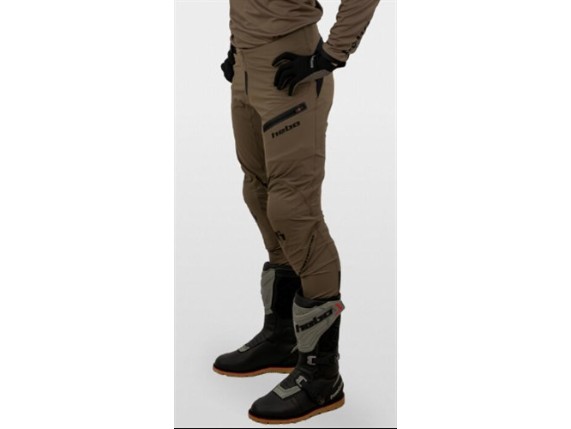 hebo hose brown ganz