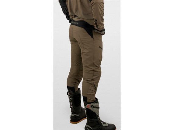 hebo hose brown ganz 2