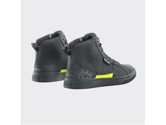 pho_hs_pers_rs_118544_3hs22004290x_sphere_shoes_back__sall__awsg__v1