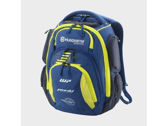 pho_hs_pers_vs_139009_3hs24003570x_team_rev_backpack_persp__sall__awsg__v1